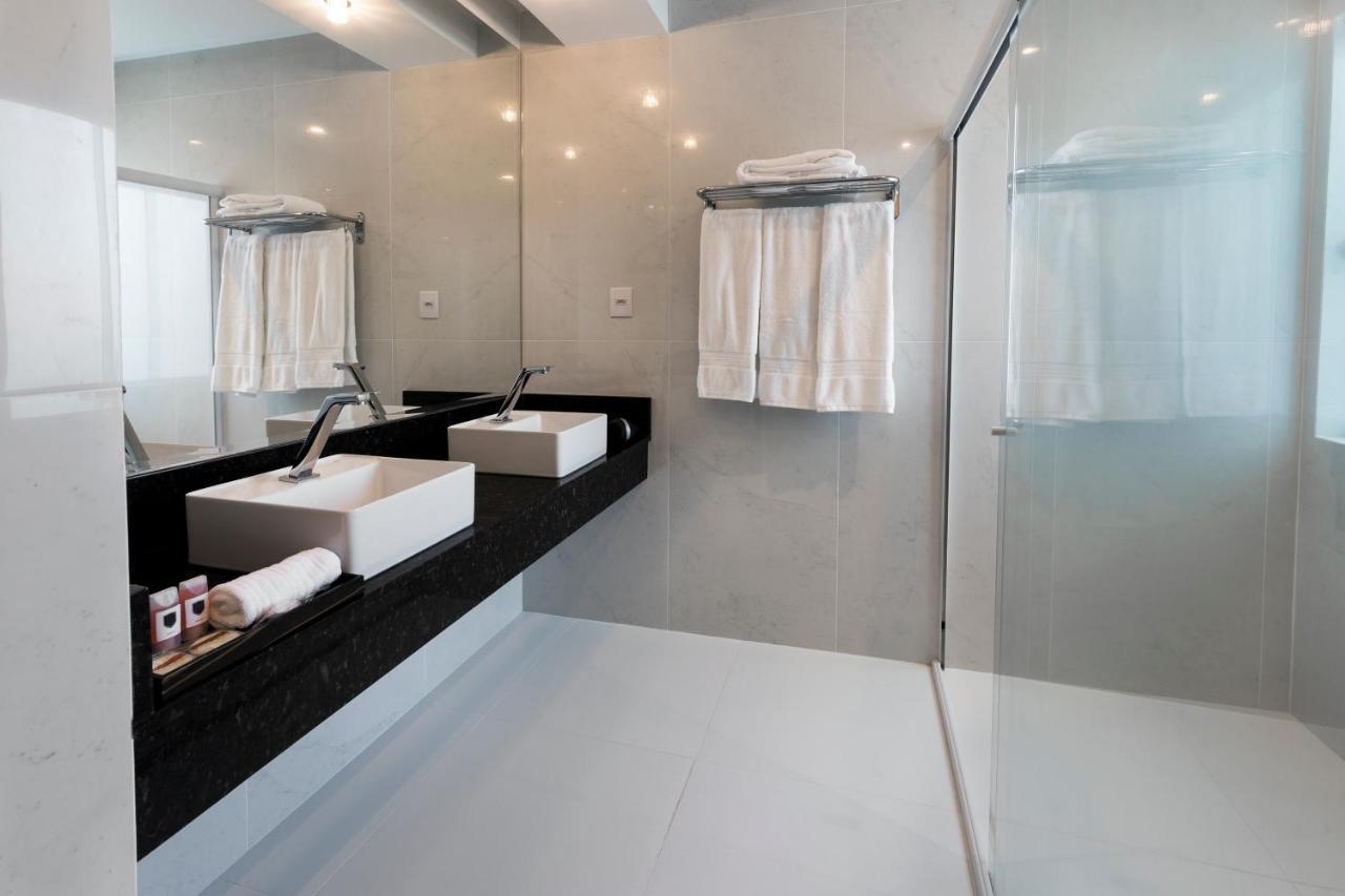 Itacolomi Hotel Piçarras 외부 사진