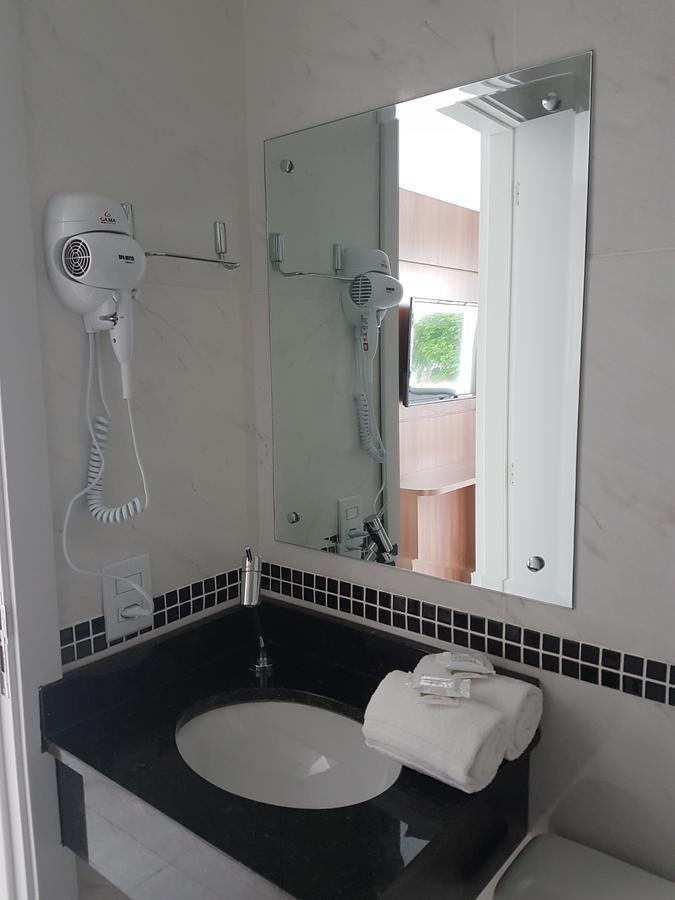 Itacolomi Hotel Piçarras 외부 사진